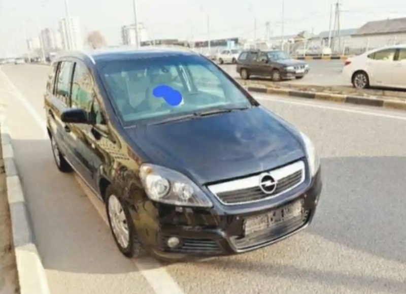 Лобовое стекло от Opel Zafira B